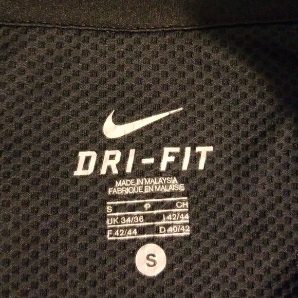 *Sold*Nike Dri Fit Half Zip Running Pullover - Picture 4 of 5